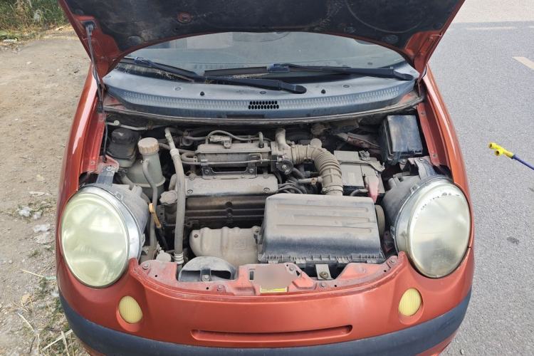 Used Baojun Lechi 2012 Revised 1.0L Manual P-TEC Standard Edition Engine Bay