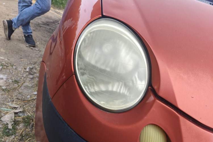 Used Baojun Lechi 2012 Revised 1.0L Manual P-TEC Standard Edition Right Front Headlight