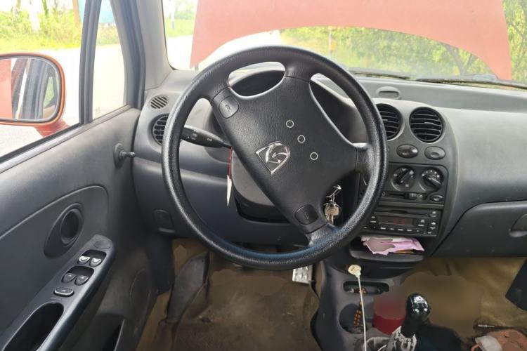 Used Baojun Lechi 2012 Revised 1.0L Manual P-TEC Standard Edition Steering Wheel