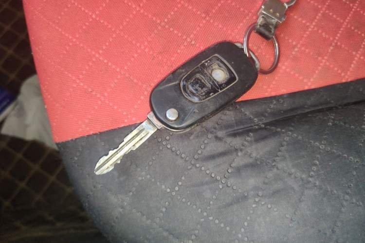 Used Baojun Lechi 2012 Revised 1.0L Manual P-TEC Standard Edition Vehicle Key