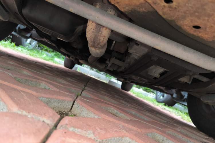 Used Baojun Lechi 2012 Revised 1.0L Manual P-TEC Standard Edition Chassis Front