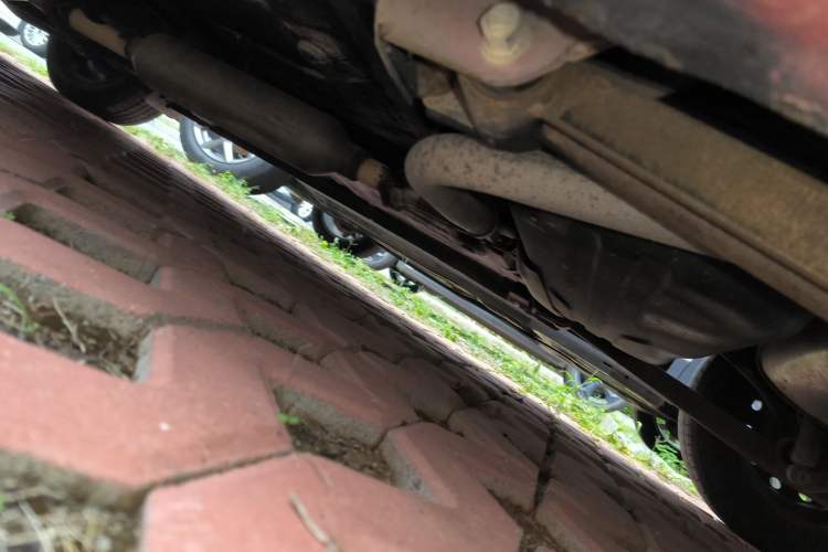 Used Baojun Lechi 2012 Revised 1.0L Manual P-TEC Standard Edition Chassis Rear Left