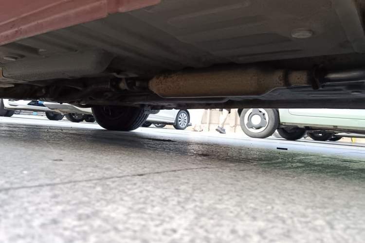 Used Baojun Lechi 2012 Revised 1.0L Manual P-TEC Standard Edition Chassis Rear Left