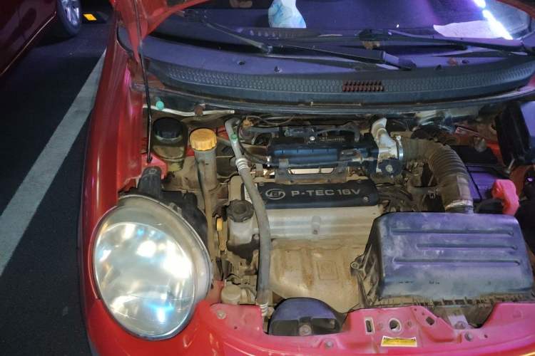 Used Baojun Lechi 2012 Revised 1.0L Manual P-TEC Standard Edition Engine Bay Right