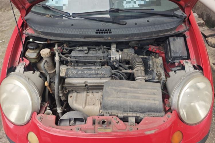 Used Baojun Lechi 2012 Revised Version 1.0L Manual P-TEC Comfort Type Engine Bay