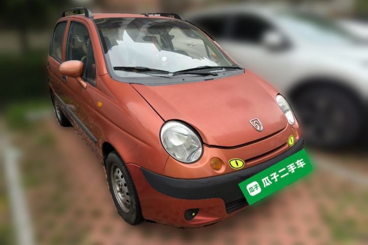 Used Baojun Lechi 2012 Revised 1.0L Manual P-TEC Standard Edition Front Right 45 Deg