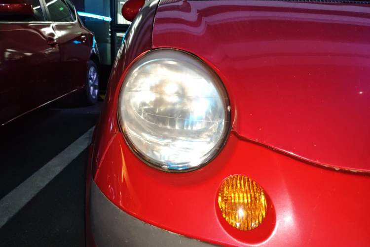 Used Baojun Lechi 2012 Revised 1.0L Manual P-TEC Standard Edition Right Front Headlight