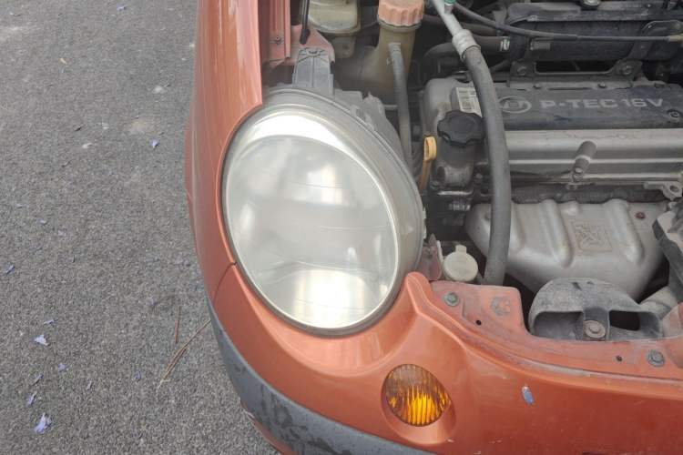 Used Baojun Lechi 2012 Revised 1.0L Manual P-TEC Standard Edition Right Front Headlight