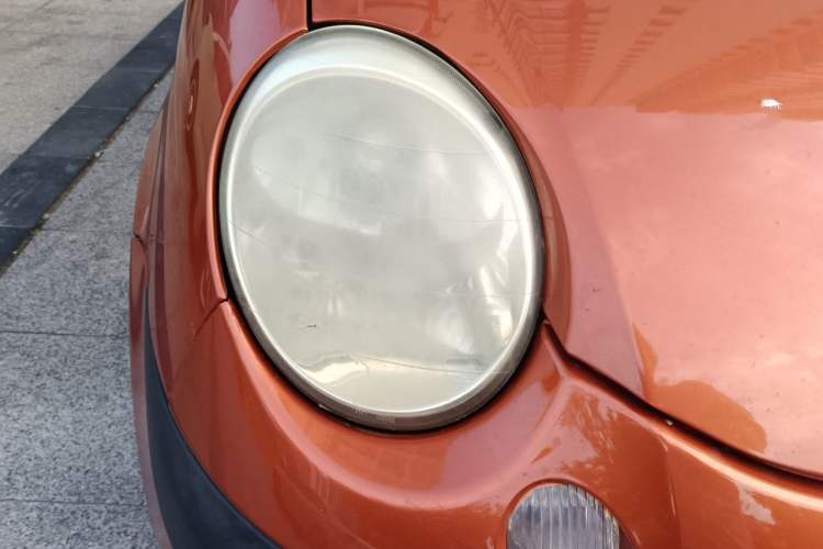 Used Baojun Lechi 2012 Revised 1.0L Manual P-TEC Standard Edition Right Front Headlight