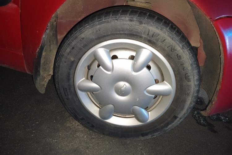 Used Baojun Lechi 2012 Revised 1.0L Manual P-TEC Standard Edition Right Front Wheel Hub