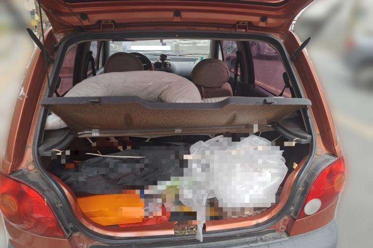 Used Baojun Lechi 2012 Revised 1.0L Manual P-TEC Standard Edition Trunk