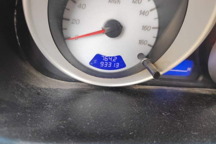 Used Baojun Lechi 2012 Revised Version 1.2L Manual Sporty Edition Dynamic Type Odometer Close Up