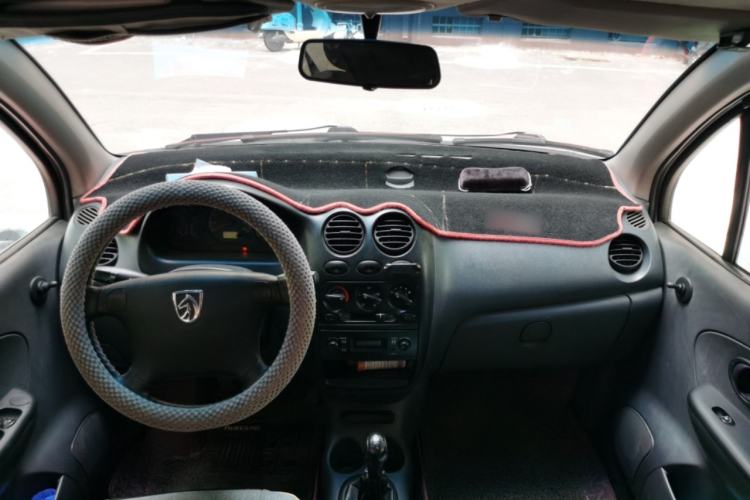 Used Baojun Lechi 2012 Revised 1.0L Manual P-TEC Standard Edition Center Console