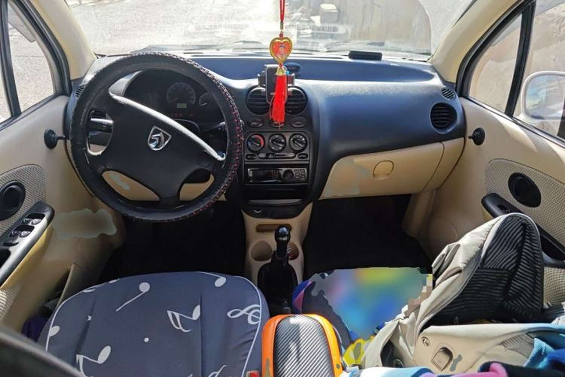 Used Baojun Lechi 2012 Revised Version 1.0L Manual P-TEC Comfort Type Center Console