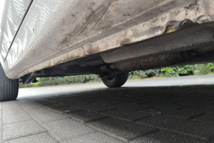 Used Baojun Lechi 2012 Revised 1.0L Manual P-TEC Standard Edition Chassis Front Right