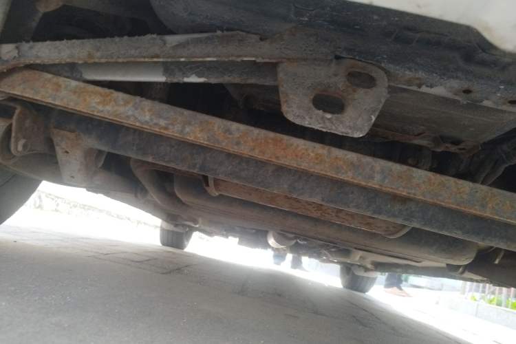Used Baojun Lechi 2012 Revised 1.0L Manual P-TEC Standard Edition Chassis Rear