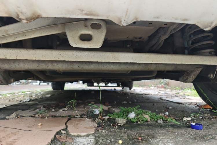 Used Baojun Lechi 2012 Revised 1.0L Manual P-TEC Standard Edition Chassis Rear