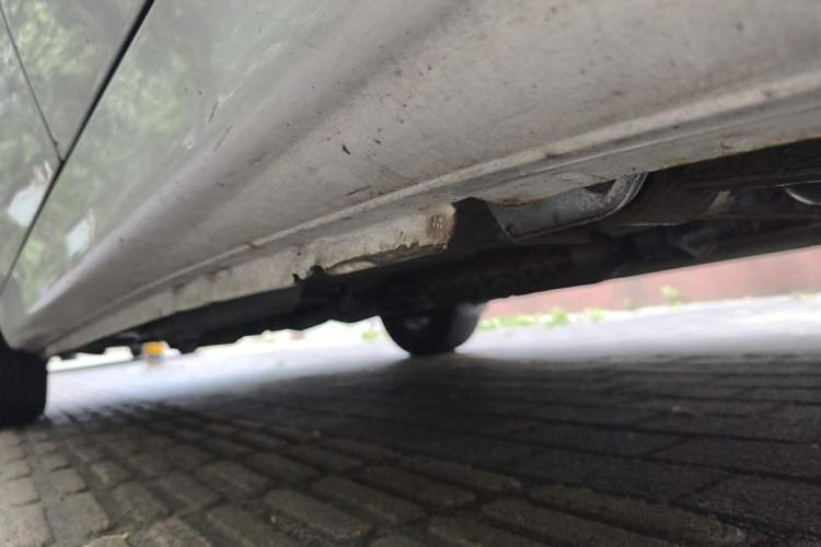 Used Baojun Lechi 2012 Revised 1.0L Manual P-TEC Standard Edition Chassis Rear Left