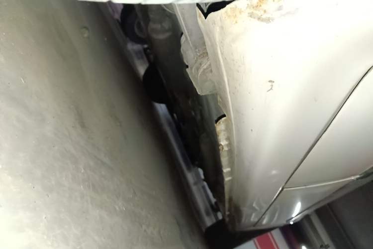 Used Baojun Lechi 2012 Revised 1.0L Manual P-TEC Standard Edition Chassis Rear Right