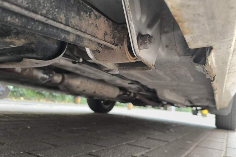 Used Baojun Lechi 2012 Revised 1.0L Manual P-TEC Standard Edition Chassis Rear Right