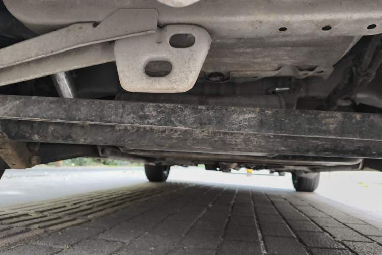 Used Baojun Lechi 2012 Revised 1.0L Manual P-TEC Standard Edition Chassis Rear