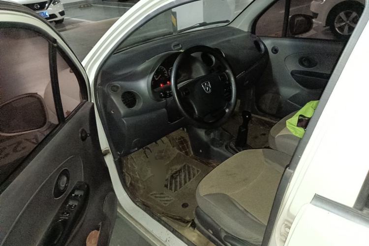 Used Baojun Lechi 2012 Revised 1.0L Manual P-TEC Standard Edition Driver Seat