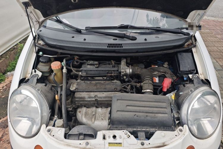 Used Baojun Lechi 2012 Revised 1.0L Manual P-TEC Standard Edition Engine Bay