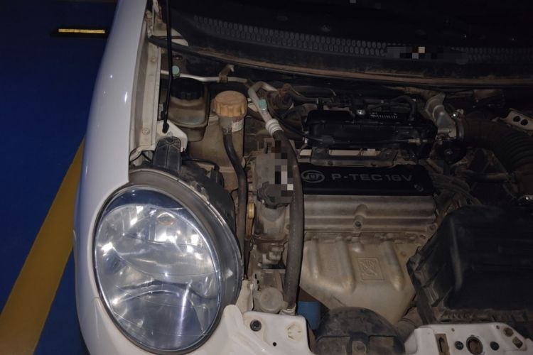 Used Baojun Lechi 2012 Revised 1.0L Manual P-TEC Standard Edition Engine Bay Right