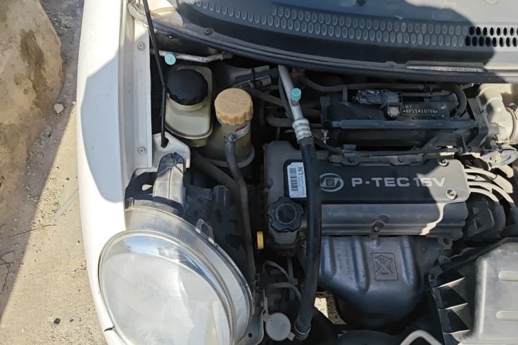 Used Baojun Lechi 2012 Revised Version 1.0L Manual P-TEC Comfort Type Engine Bay Right
