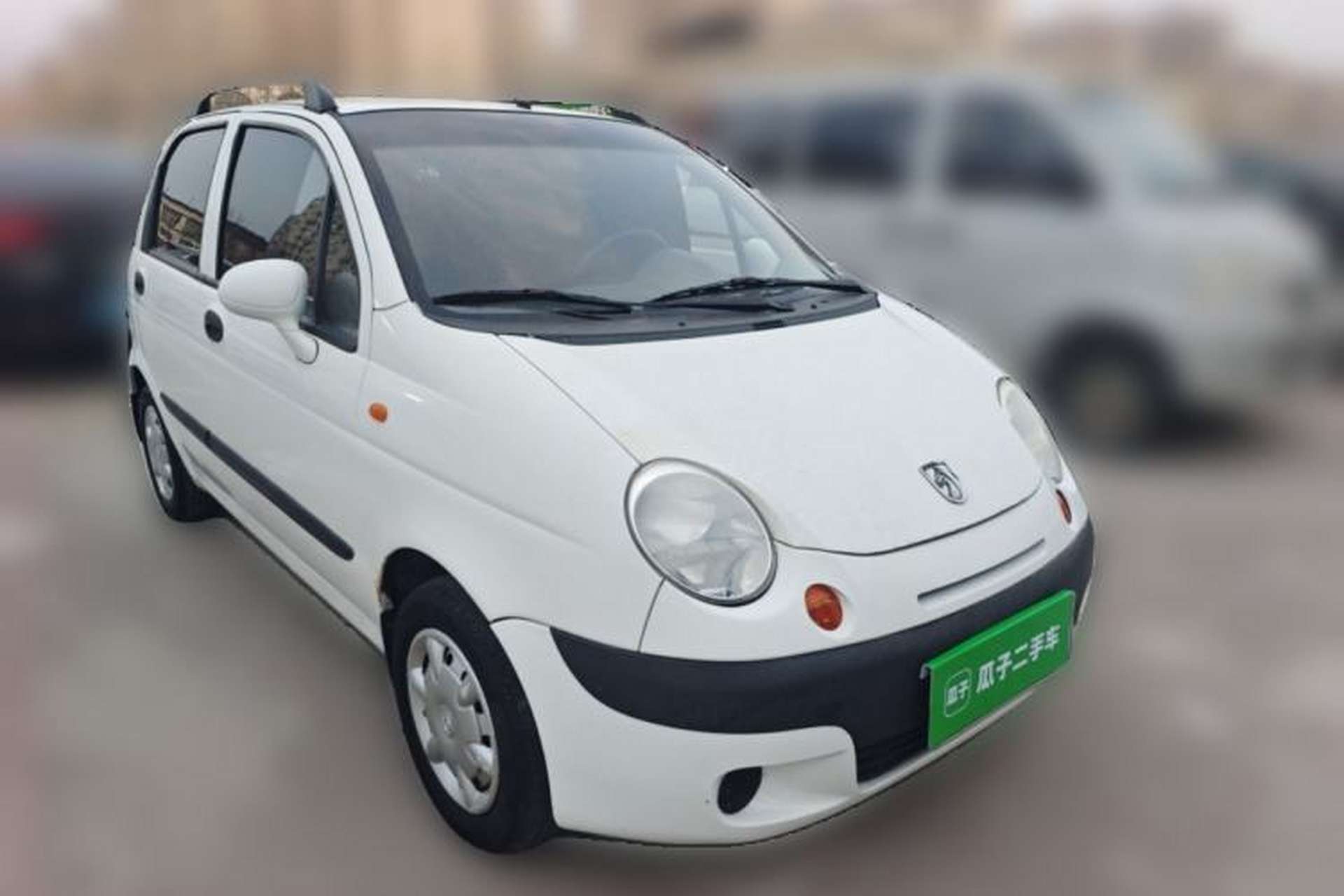 Used Baojun Lechi 2012 Revised 1.0L Manual P-TEC Standard Edition Front Right 45 Deg