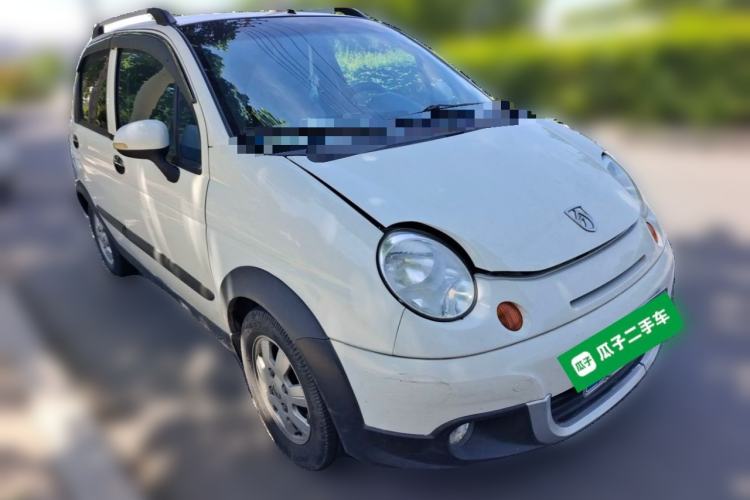 Used Baojun Lechi 2012 Revised Version 1.2L Manual Sporty Edition Dynamic Type Front Right 45 Deg
