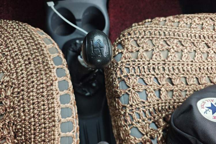 Used Baojun Lechi 2012 Revised 1.0L Manual P-TEC Standard Edition Gear Lever
