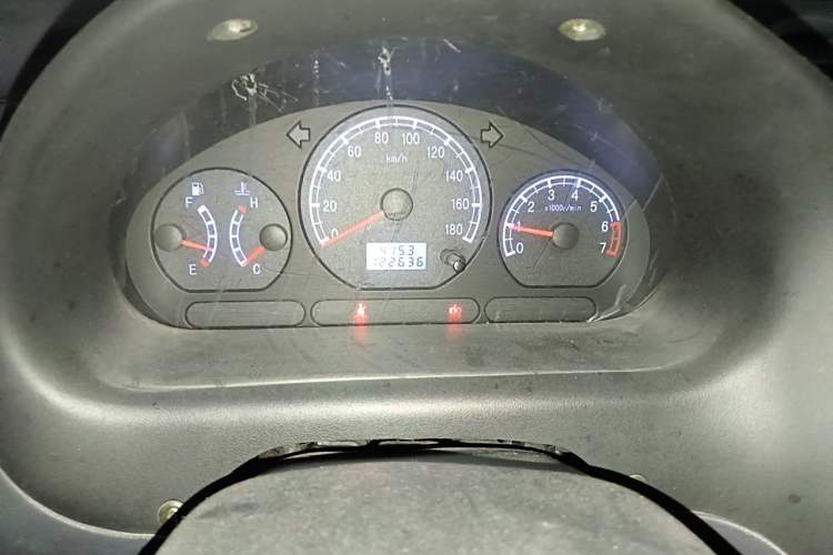 Used Baojun Lechi 2012 Revised 1.0L Manual P-TEC Standard Edition Instrument Cluster