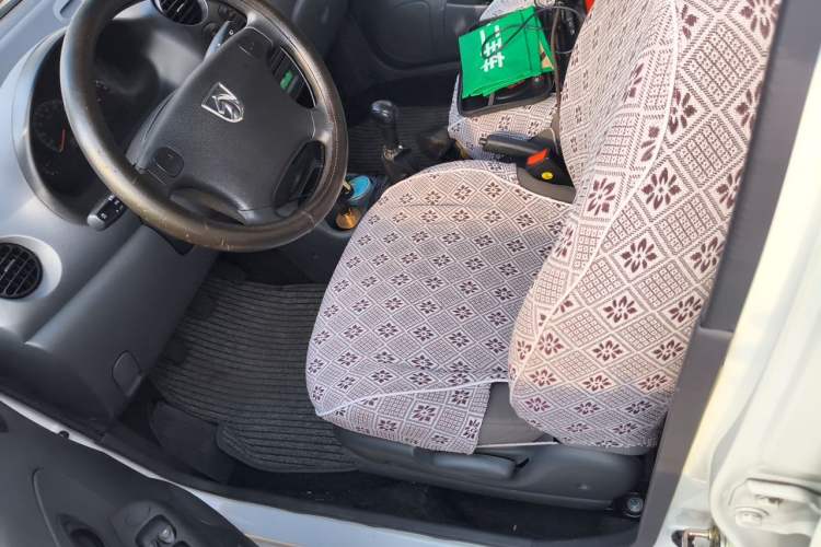 Used Baojun Lechi 2012 Revised 1.0L Manual P-TEC Standard Edition Left Front Seat