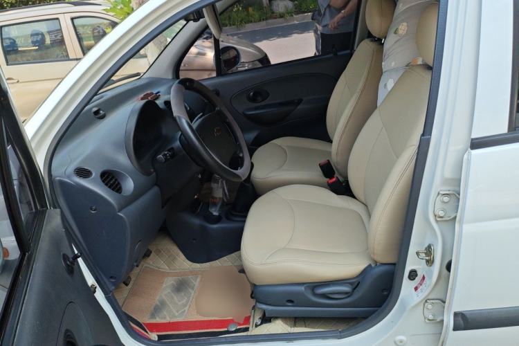 Used Baojun Lechi 2012 Revised 1.0L Manual P-TEC Standard Edition Left Front Seat