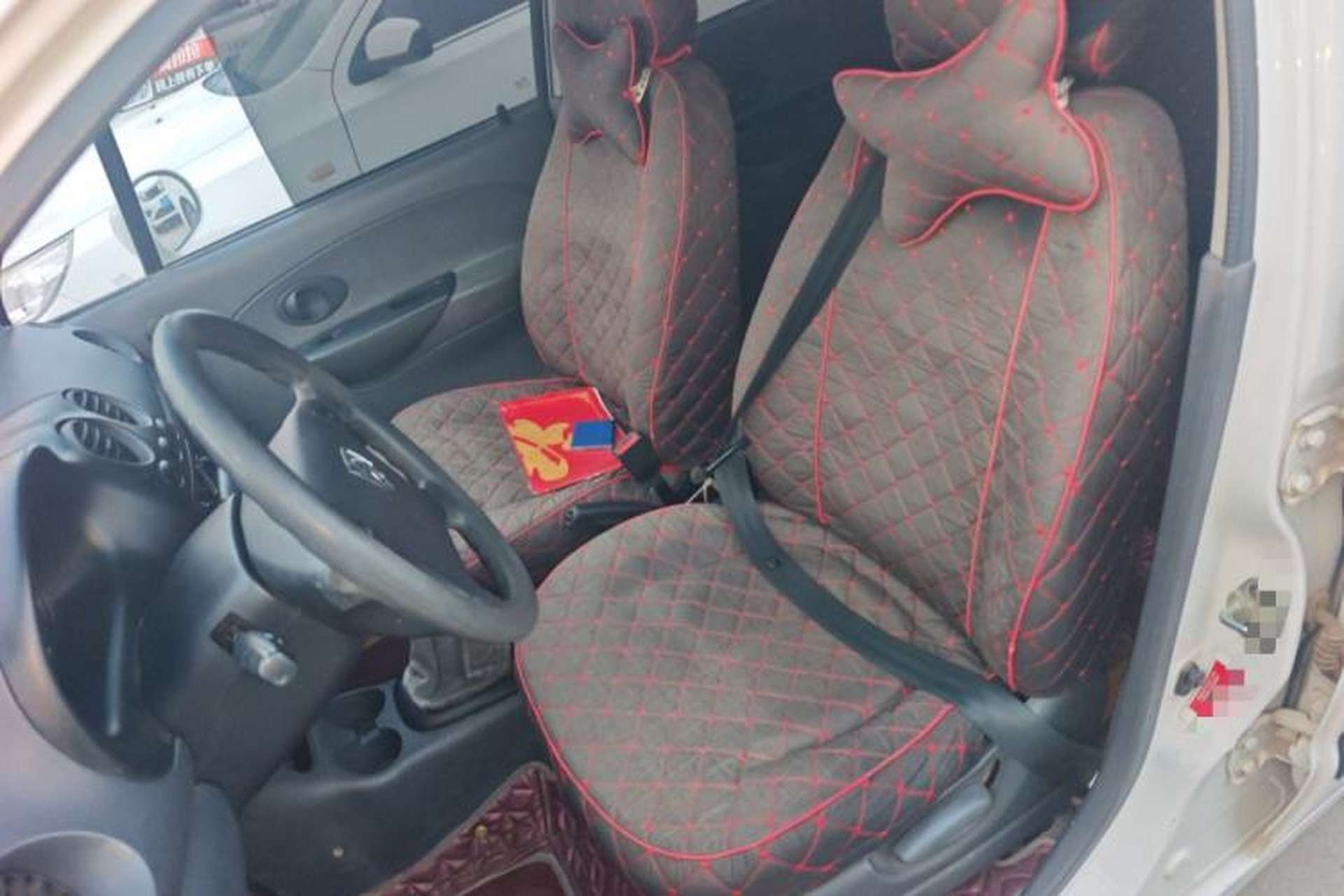 Used Baojun Lechi 2012 Revised 1.0L Manual P-TEC Standard Edition Left Front Seat