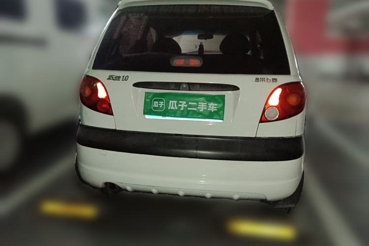 Used Baojun Lechi 2012 Revised 1.0L Manual P-TEC Standard Edition Rear