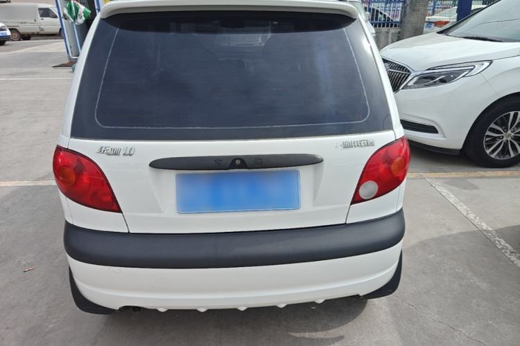 Used Baojun Lechi 2012 Revised 1.0L Manual P-TEC Standard Edition Rear