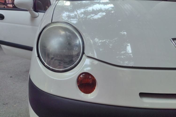 Used Baojun Lechi 2012 Revised 1.0L Manual P-TEC Standard Edition Right Front Headlight