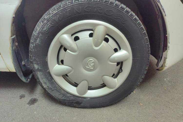 Used Baojun Lechi 2012 Revised 1.0L Manual P-TEC Standard Edition Right Front Wheel Hub