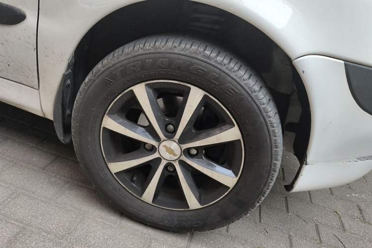 Used Baojun Lechi 2012 Revised 1.0L Manual P-TEC Standard Edition Right Front Wheel Hub