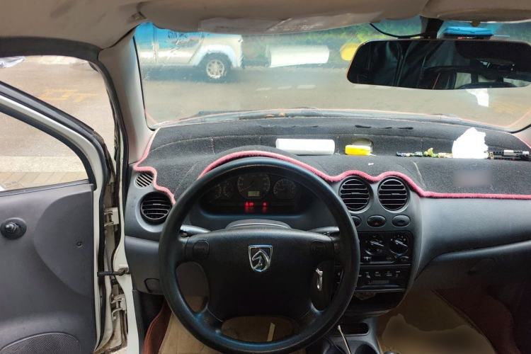 Used Baojun Lechi 2012 Revised 1.0L Manual P-TEC Standard Edition Steering Wheel