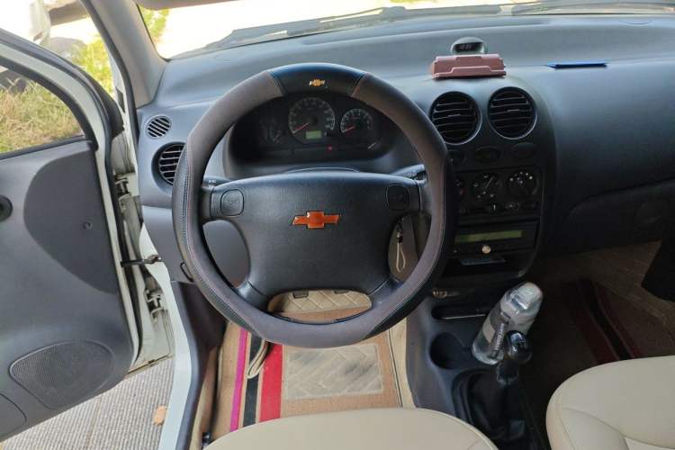 Used Baojun Lechi 2012 Revised 1.0L Manual P-TEC Standard Edition Steering Wheel