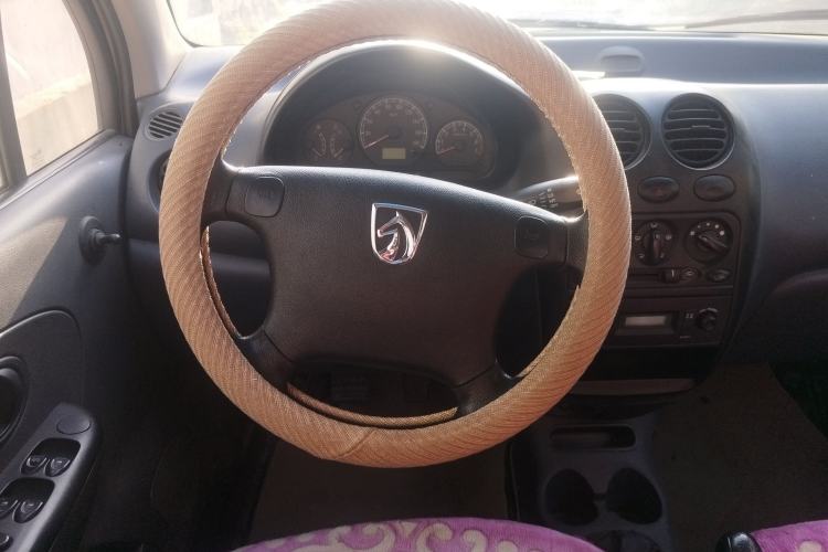 Used Baojun Lechi 2012 Revised 1.0L Manual P-TEC Standard Edition Steering Wheel