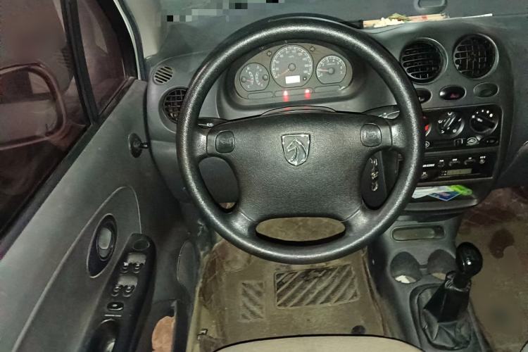 Used Baojun Lechi 2012 Revised 1.0L Manual P-TEC Standard Edition Steering Wheel