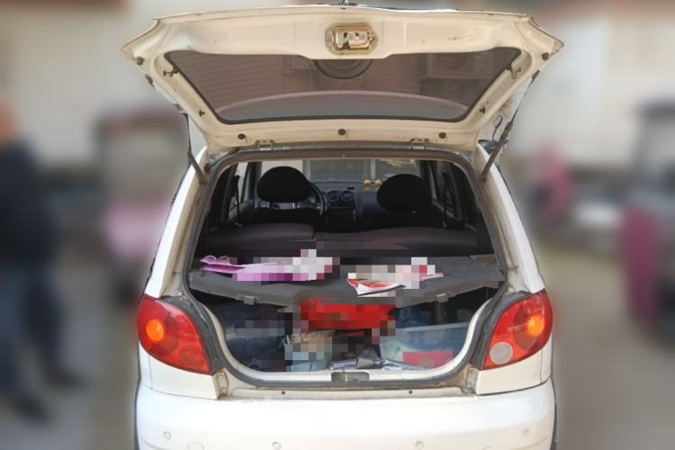 Used Baojun Lechi 2012 1.2L Manual Sport Edition Dynamic Model Trunk