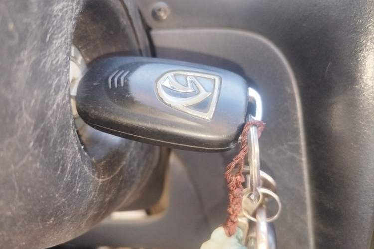 Used Baojun Lechi 2012 Revised 1.0L Manual P-TEC Standard Edition Vehicle Key
