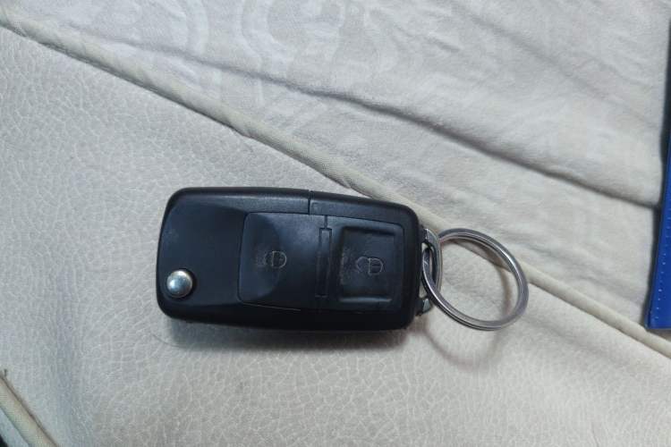 Used Baojun Lechi 2012 Revised 1.0L Manual P-TEC Standard Edition Vehicle Key