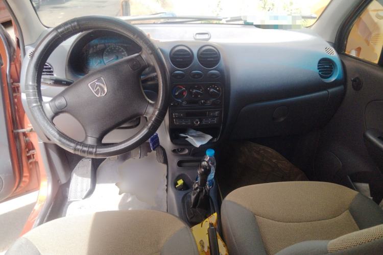 Used Baojun Lechi 2012 Revised 1.0L Manual P-TEC Standard Edition Center Console
