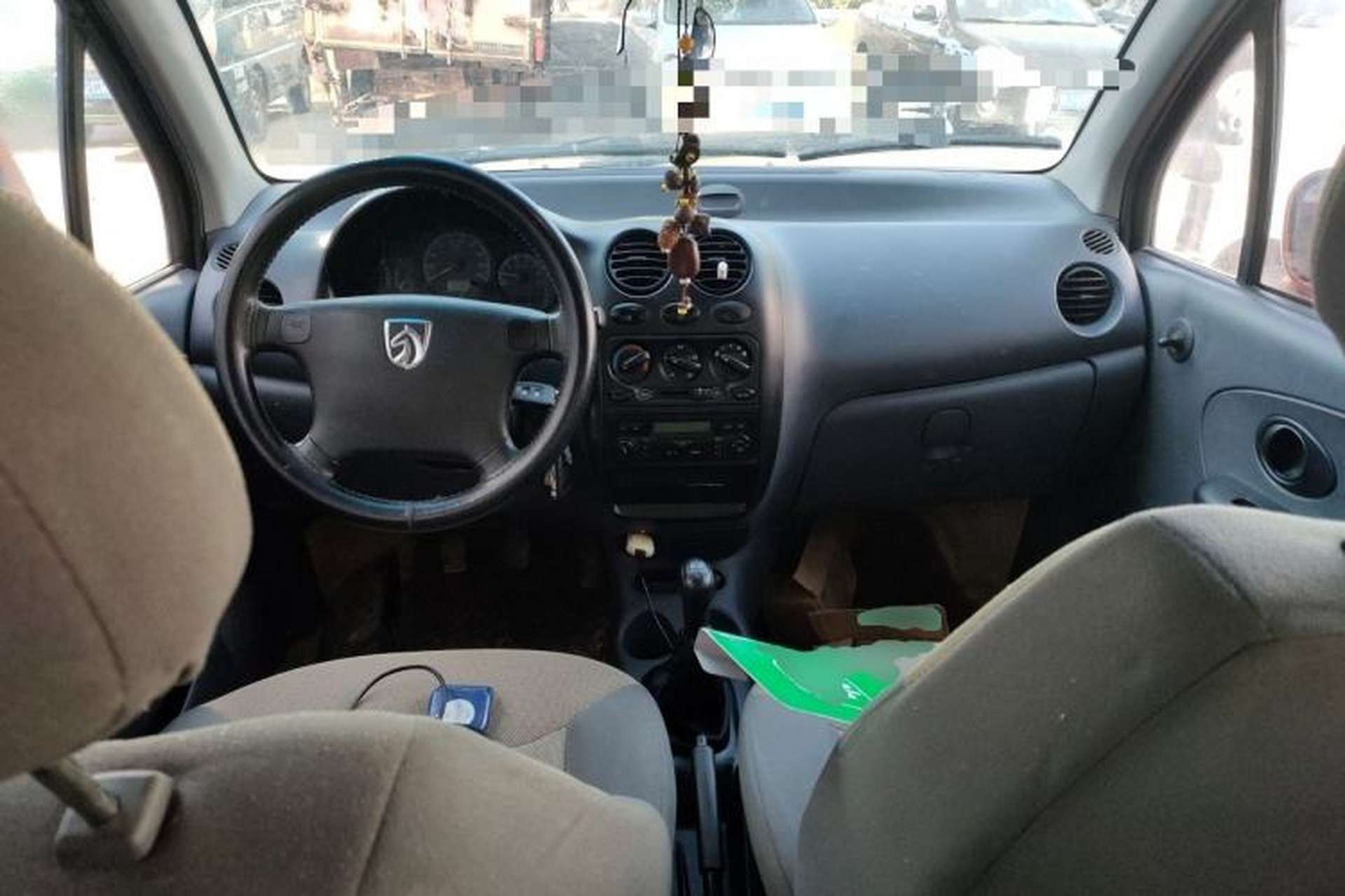 Used Baojun Lechi 2012 Revised 1.0L Manual P-TEC Standard Edition Center Console